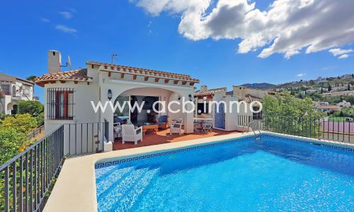 For sale 3 bedroom villa with panoramic view