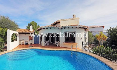 For sale 2 bedroom villa with pool in Monte Pego