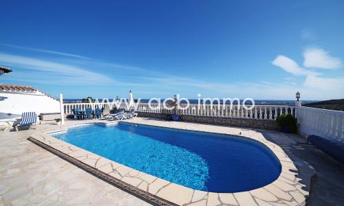 A vendre Villa de 4 chambres avec vue mer panoramique