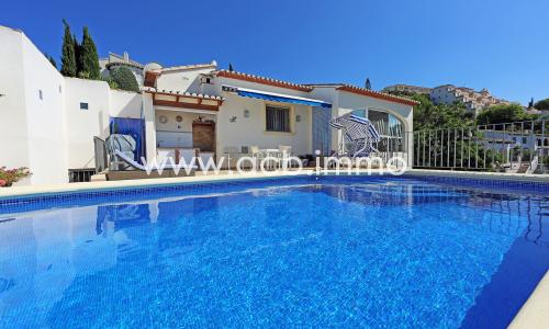 For sale 3 bedroom villa with sea view in Monte Pego