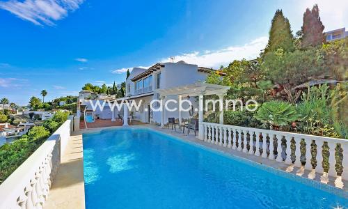 A vendre Villa de 3 chambres avec piscine et vue panoramique à Monte Pego