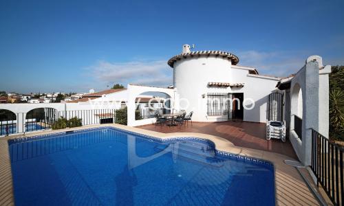 For sale  Single storey villa with 3 bedrooms and private pool in Monte Pego