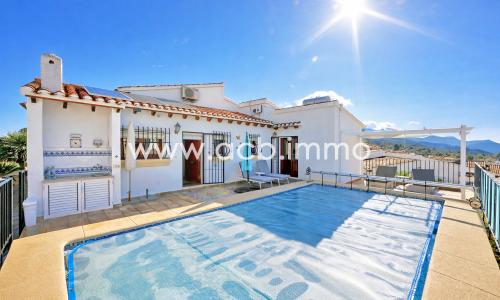 A vendre Villa de 3 chambres avec vue mer à Monte Pego